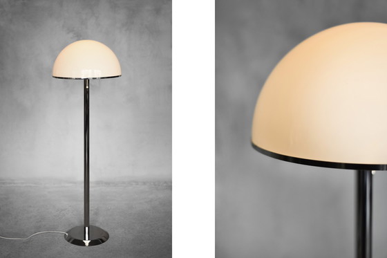 Image 1 of Rare lampadaire suédois vintage en chrome et acrylique blanc NAFA type 504 de Nybro Armaturfabrik, années 1970