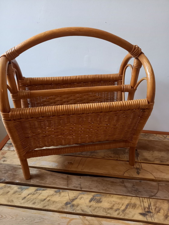 Beautiful Vintage Rattan Magazine Rack, Brown (photo 6 of 6)