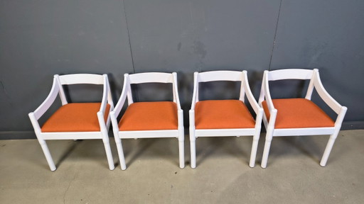 Conjunto de 4 sillones Carimate de Vico Magistretti, década de 1960.