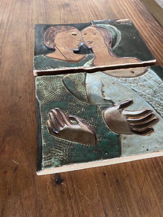 Image 1 of Carreau d'art mural figuratif moderniste en grès polychrome 1975