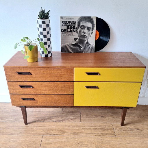 piccola credenza vintage