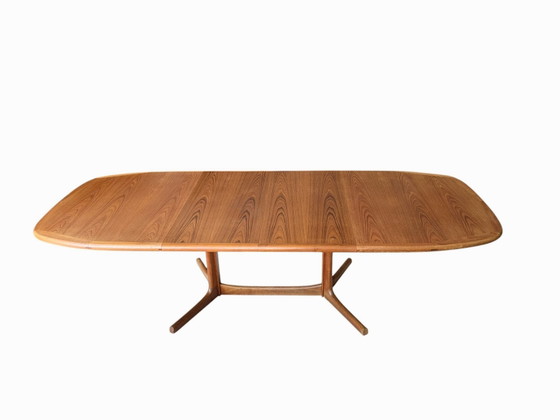 Image 1 of Table de salle à manger extensible vintage danoise en teck