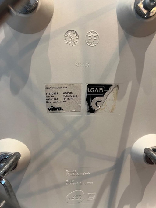 4 sillas de comedor Vitra DAR originales en buen estado