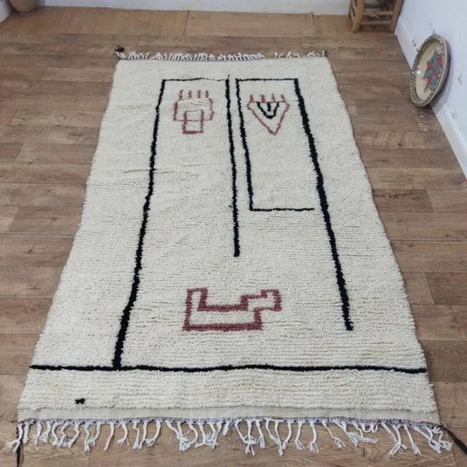 Beni Ouarain Art Face Rug Minimalist – Natuurlijke wol Amazigh Symbolisch (250 × 150 cm)