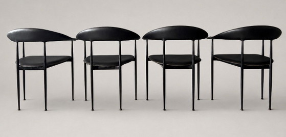 Image 1 of 4 vintage Fasem P40 armstoelen – Vegni & Gualtierotti, Zwart Leer