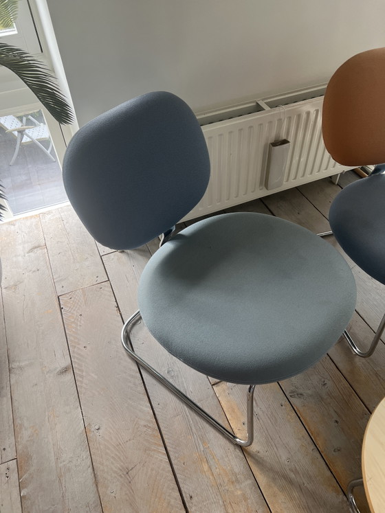 Artifort – Stoelen / fauteuils, Textile, Wood (photo 4 of 5)
