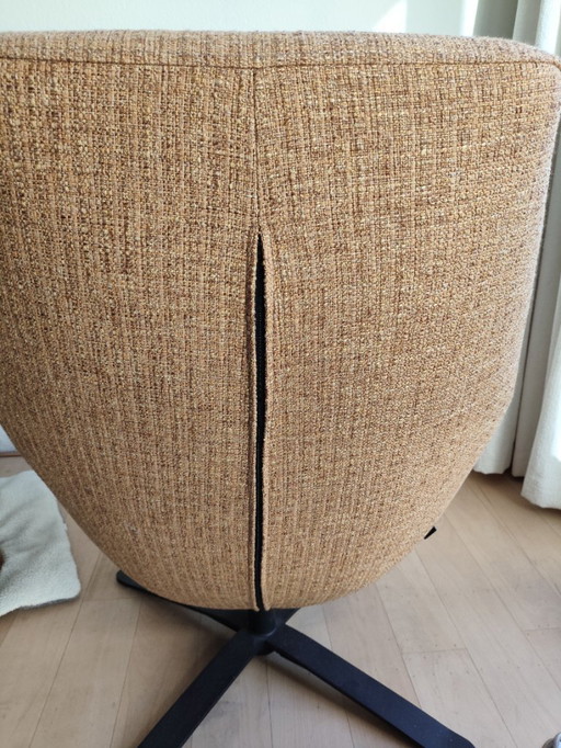 Silla Montel Charles