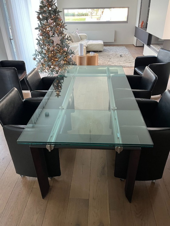 Image 1 of Desalto Stilt 430 design tafel met 6 kuipzeteltjes in leder