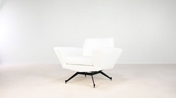 Image 1 of Studio Tecnico A.P.A, pair of armchairs model M530 for Lenzi. Italy, C.1950