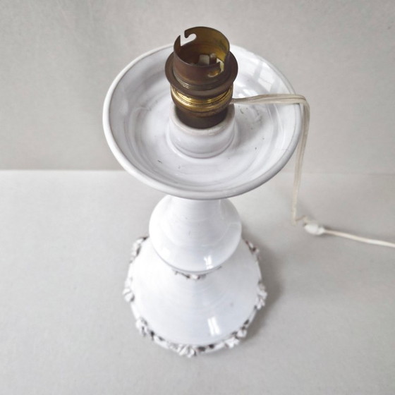 Image 1 of Vintage Italiaanse keramische lamp uit de jaren 50 met bloemversiering.