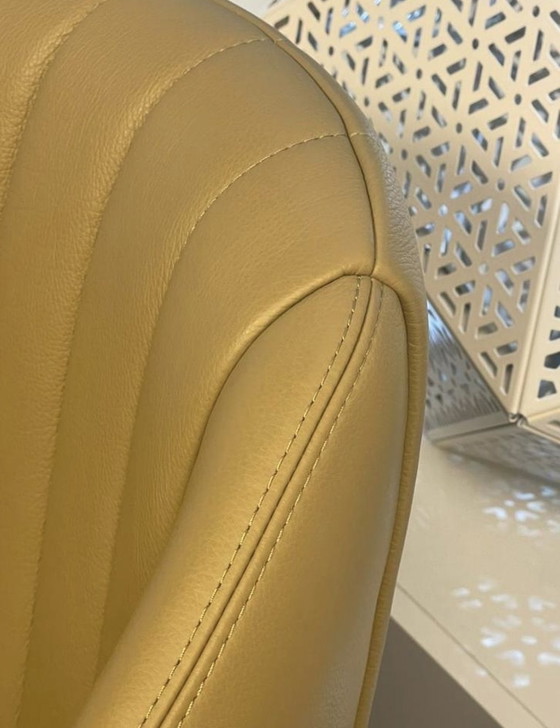 Image 1 of Sillas de comedor Leolux Baani (4)