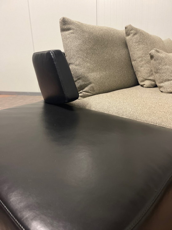 Natuzzi Opus: High-End Modular Leather Corner Sofa (305 cm) with Goose Feather Fabric Cushions | Black & (photo 10 of 14)