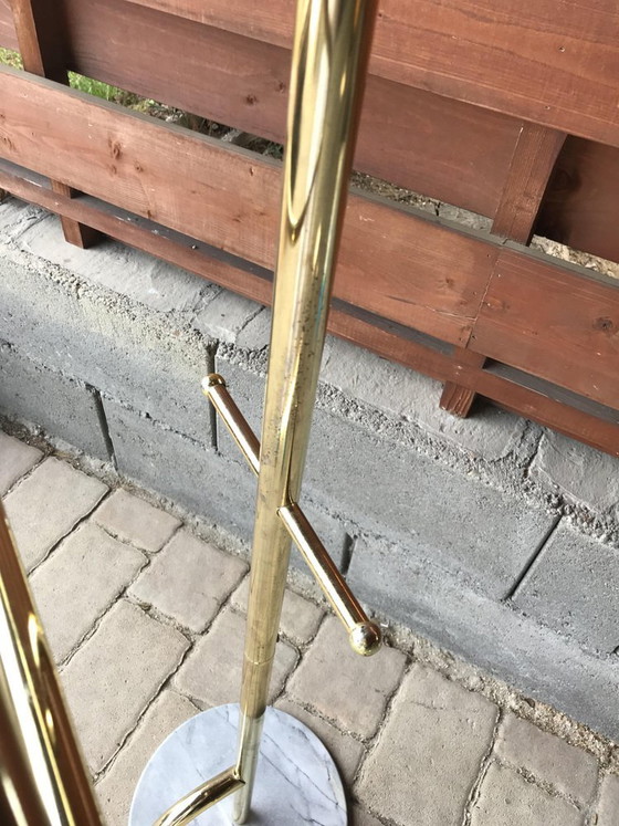 Mid-Century Brass and Marble Valet, 1970s – Coat racks, Mid Century Modern (photo 4 of 6)