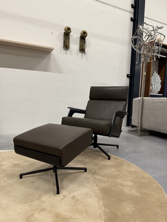 Image 1 of Harvink The Cape Fauteuil pivotant avec pouf Cuir de luxe