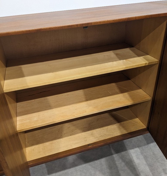 Image 1 of Lang dressoir uit het midden van de vorige eeuw, O.M.F.