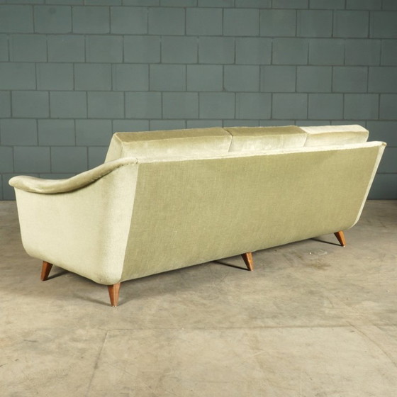 Canapé trois places vintage – Velours vert menthe pastel – Années 1960 – Canapés 3 places, Textile (photo 5 of 13)