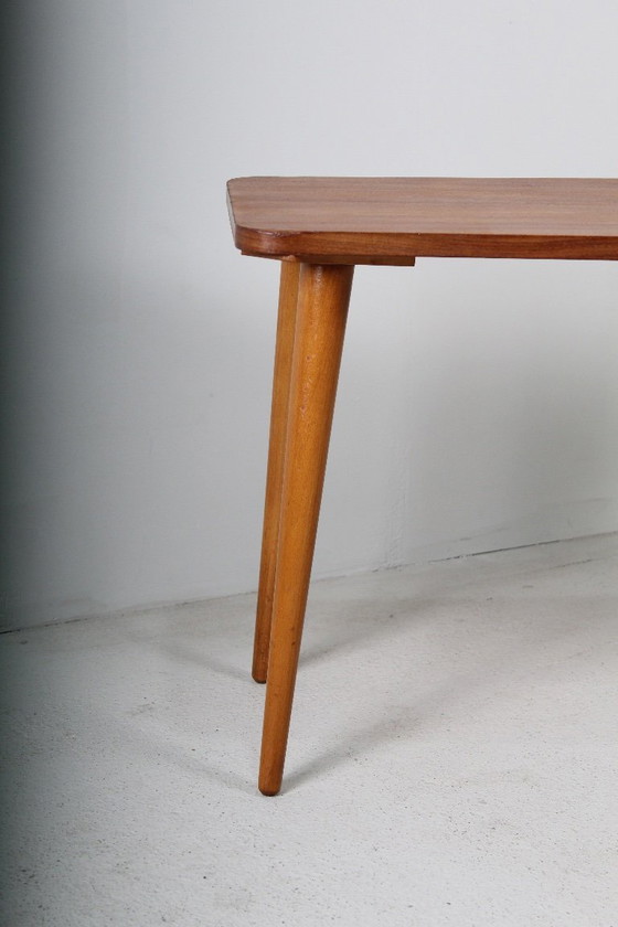 Image 1 of Mesa auxiliar de los años 60, mesa de centro