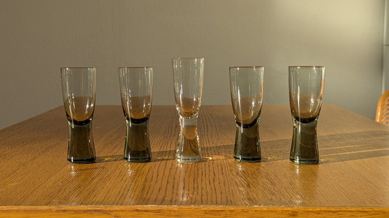 Image 1 of Set di 4 bicchieri vintage Holmegaard grigio fumo + 1 Ulla Uno Westerberg