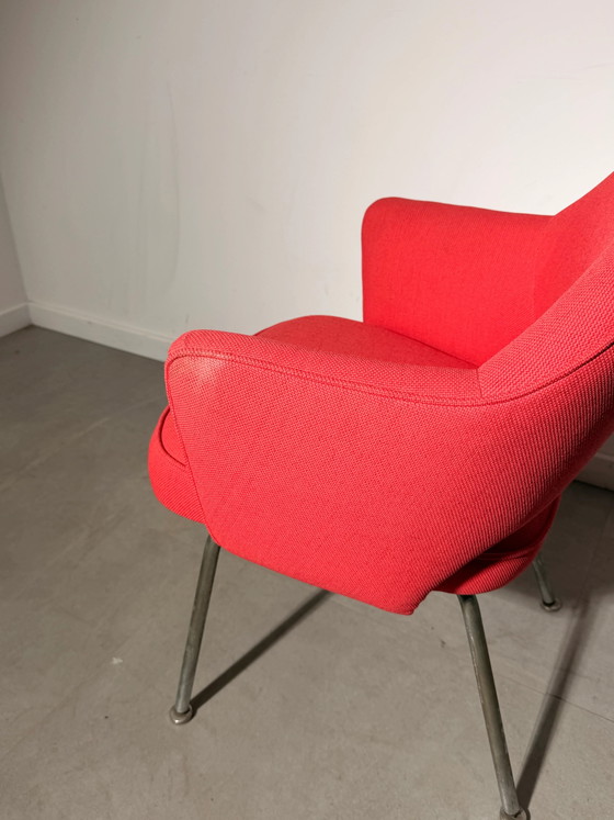 Eero Saarinen Space Age Armchair for Knoll International (photo 5 of 6)