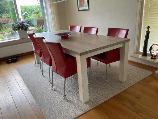 Dining table with 6 leather chairs