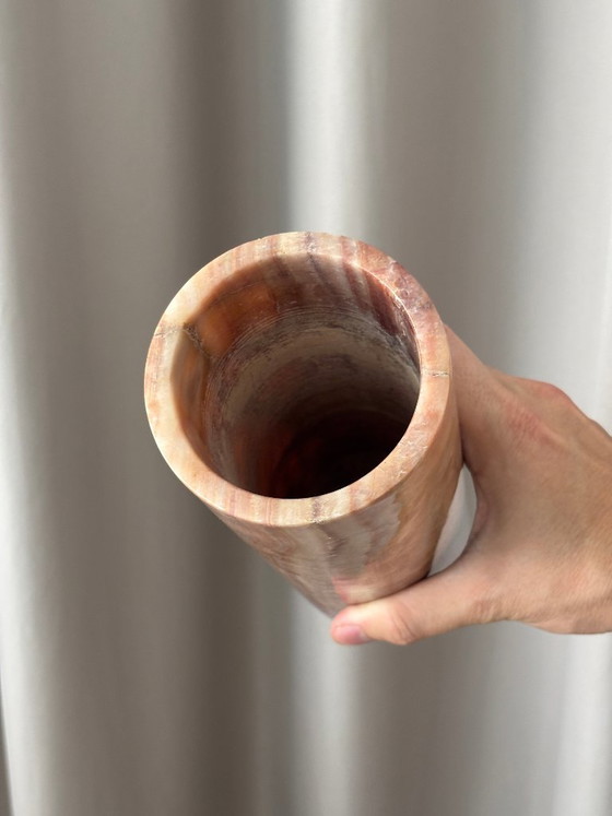 Vase vintage élégant sculpté dans du marbre onyx naturel massif – Marble (photo 5 of 10)
