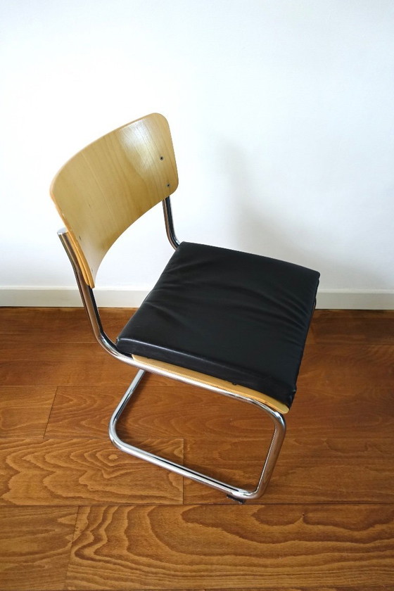 Thonet Mart Stam S 43 (5 x) – Eetkamerstoelen, Leather, Wood (photo 15 of 26)