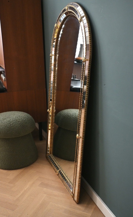 Image 1 of Grand miroir en mosaïque vénitienne