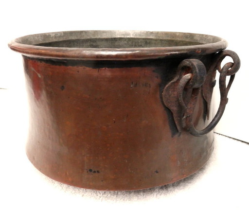 Antique copper kettle, block box