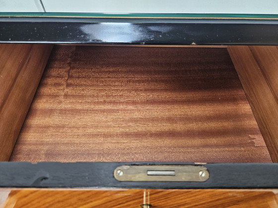 Image 1 of Commode en acajou du Mid Century des années 1950 avec miroir