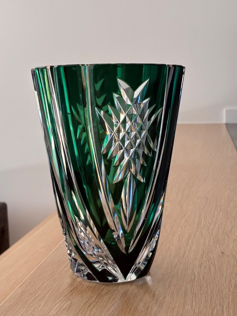 Val-Saint-Lambert vase, emerald-lined crystal, signed | €220 | Whoppah