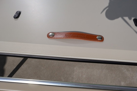 Image 1 of BoConcept: Ausziehbarer Esstisch Kingston 160 cm / 230 cm aus Keramik