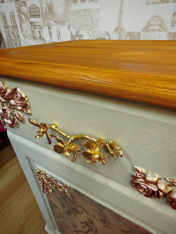 Image 1 of Renovated romantic sideboard