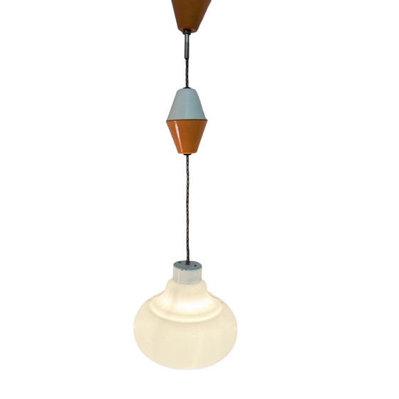 Image 1 of Suspension MCM vintage des années 50 - Pull down / réglable - Tchécoslovaquie - Verre Opaline - Kamenický Šenov