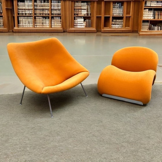 Image 1 of Splendida poltrona Artifort Oyster appena rivestita.