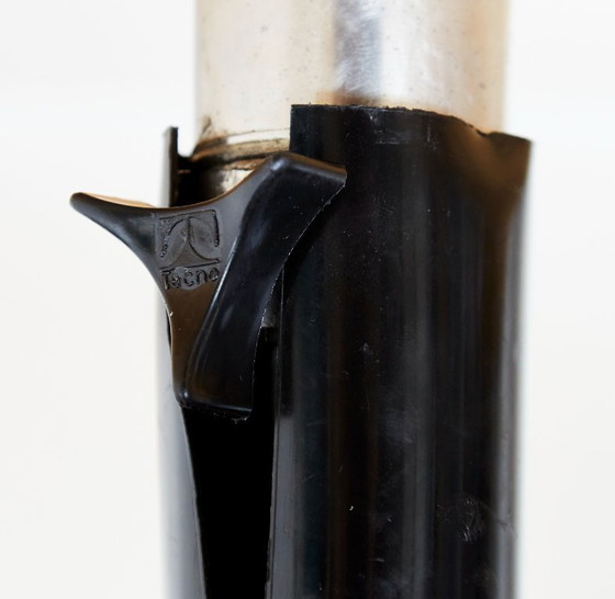 Image 1 of Silla giratoria Osvaldo Borsani P125 para Tecno Milano