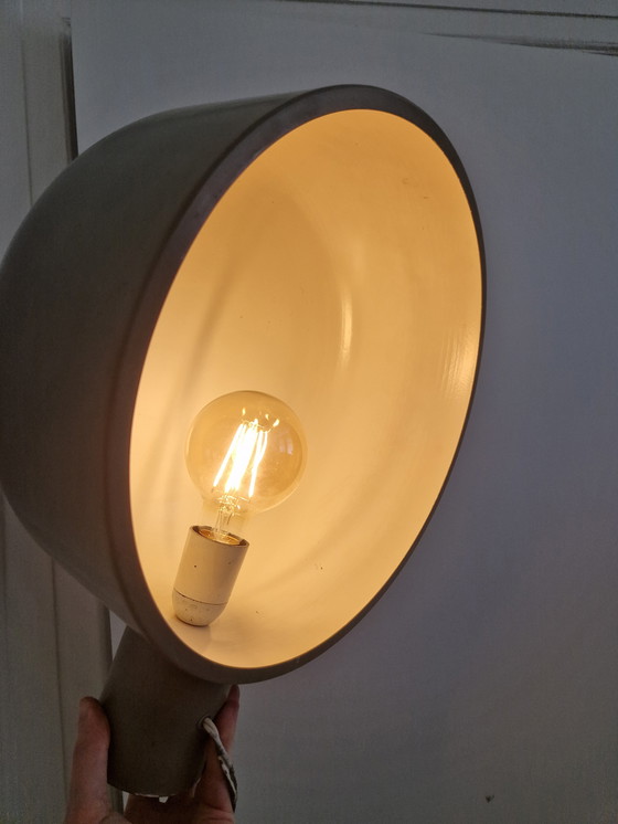 Image 1 of Vintage grote Joe Colombo Coupe wandlamp 33cm