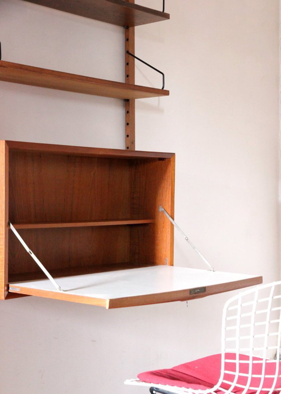 Sistema a parete Cadovius con scrivania segretario – Librerie, Legno (photo 8 of 11)