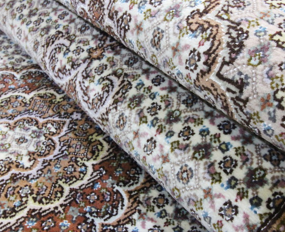 Image 1 of Origineel handgeknoopt Perzisch tapijt Tabriz 40 Raj Fijn 247 X 80 Cm Topconditie met zijde