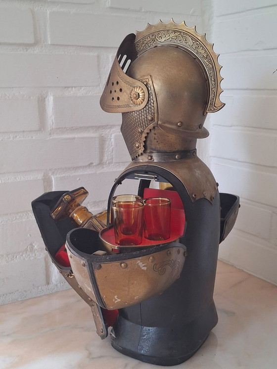 Image 1 of NIKKA Ridderbuste Brons Whisky Knight Decanter Japan. Bernsteinflasche und 6 Bernsteingläser