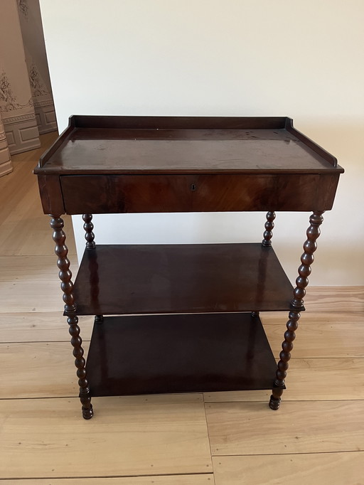 Magnifique étage en acajou