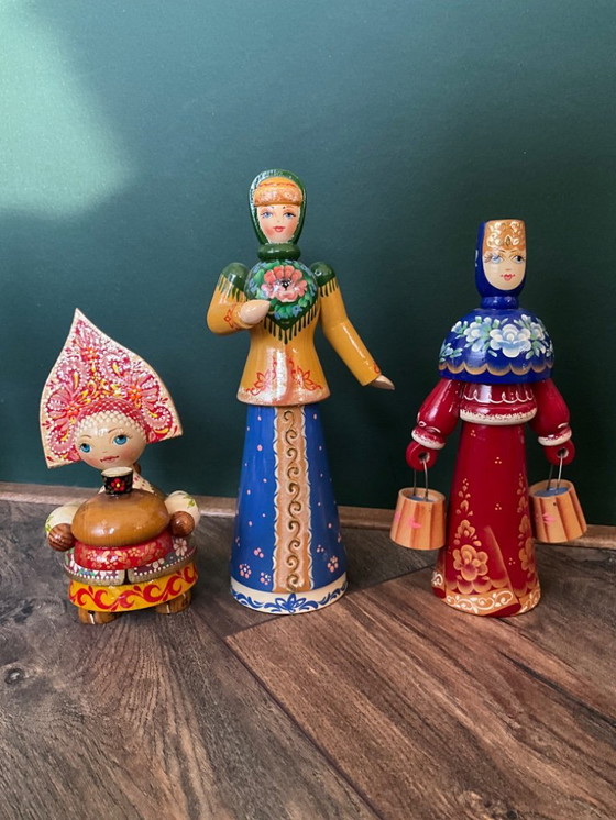 Image 1 of Bambole russe in legno/figure popolari, dipinte a mano e firmate (vintage)