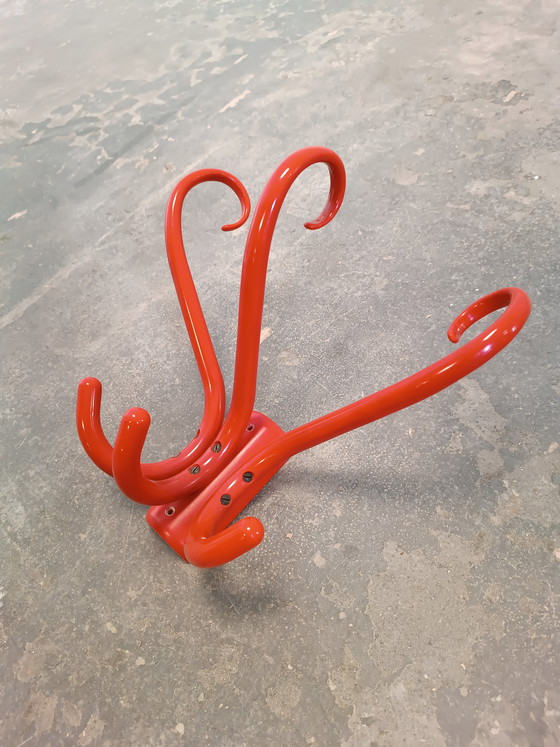 Image 1 of Appendiabiti da parete in stile vintage curvato