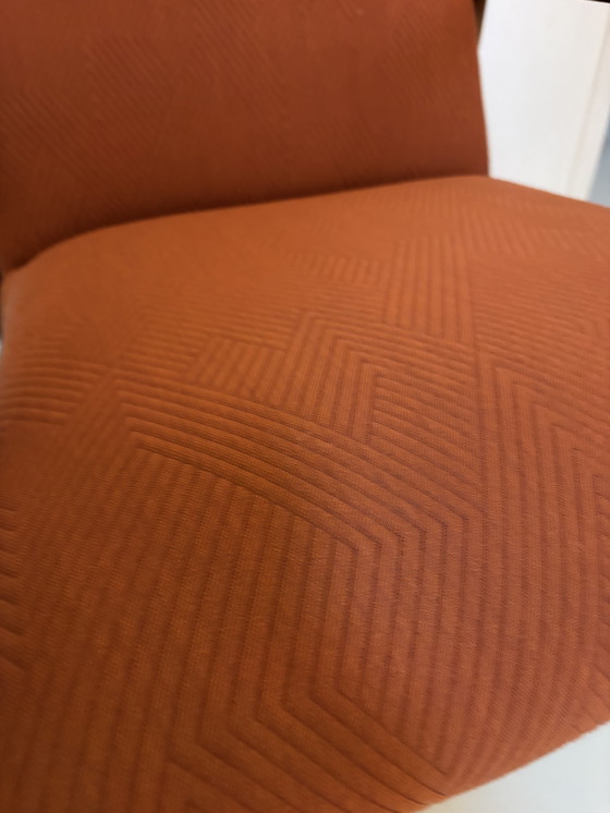 Image 1 of Poltrona vintage in teak rivisitata con nuovo rivestimento Kvadrat Febrik