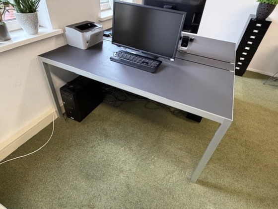 Image 1 of Doppelschreibtisch mit abnehmbarer Tischplatte*), MDF Italia zum IKEA-Preis