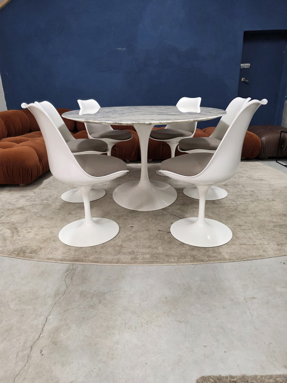 Tavolo ovale Knoll Studio + sedie Tulip Knoll (nuove) – Set da pranzo, Aluminium, Marble (photo 7 of 14)