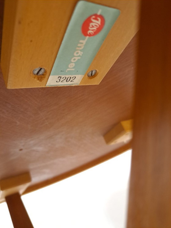 Image 1 of Mesa de centro redonda con patas de madera Ilse Möbel