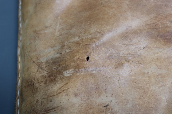 Image 1 of 1930er Jahre Tschechoslowakische dicke Leder-Turnmatte, patiniert