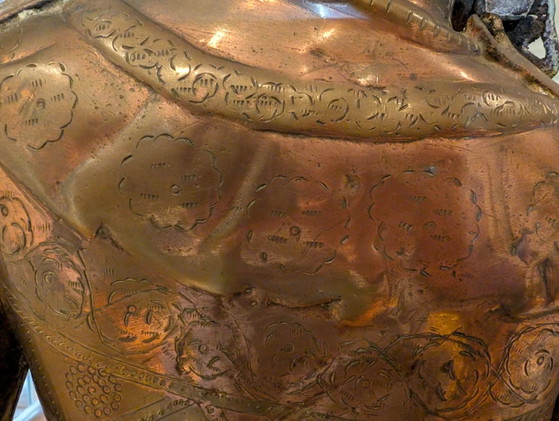 Antigua estatua tibetana de Tara en bronce dorado al fuego – lote 463 – Esculturas, Bronze, Gold (photo 14 of 17)