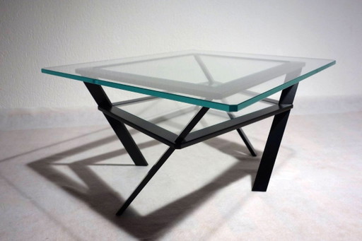 Table basse / Table de club, pièce unique fabriquée à la main en Suisse