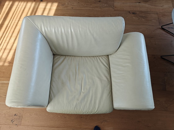 Image 1 of Sillón de diseño de cuero